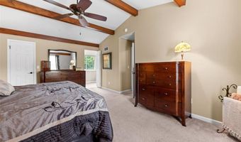 551 Lering Ct, Ballwin, MO 63011
