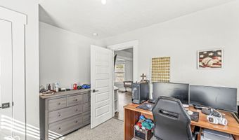 76 S 11th Ave, Beech Grove, IN 46107