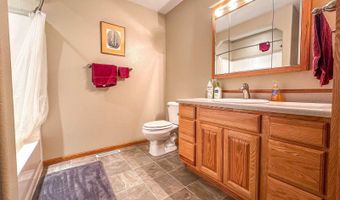 3015 Colorado Dr, Bismarck, ND 58503
