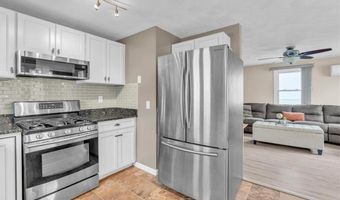 120 Hobson Ave, East Providence, RI 02914