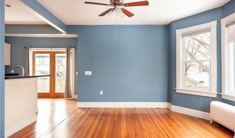 5 Cummings Rd, Newport, RI 02840