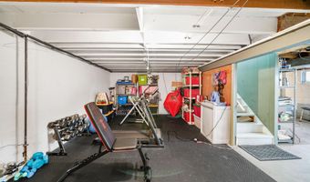 1995 Willowdale Dr, Stow, OH 44224