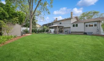 1407 N Dunton Ave, Arlington Heights, IL 60004
