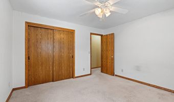 2405 N ERB St, Appleton, WI 54911