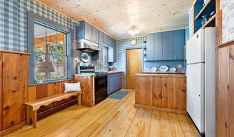 355 Scott Rd, Cumberland, RI 02864