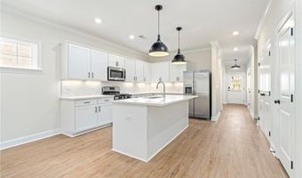 628 THORNBERRY Dr, Auburn, AL 36830