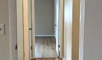 35 Parkwood St Apt 2, Albany, NY 12208