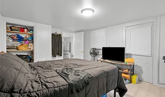 114 S 18th St, Airville, PA 15203