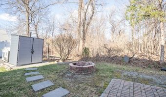138 S Salem St, Andover, NJ 07801
