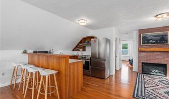 183 Wood St 3, Bristol, RI 02809