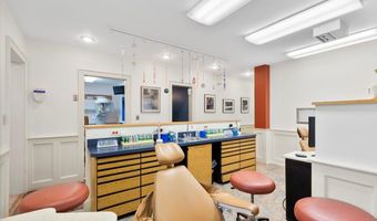 211 School St, Bennington, VT 05201
