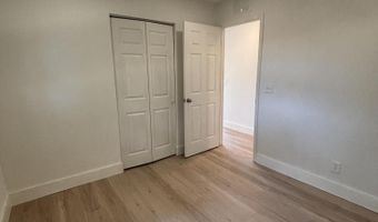 935 SAILFISH Dr E, Atlantic Beach, FL 32233