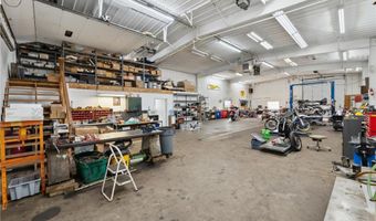5640 Mackenzie Ave NE, Albertville, MN 55301