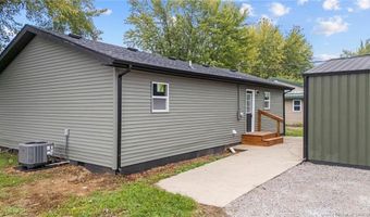 1105 Pearl St, Austin, IN 47102