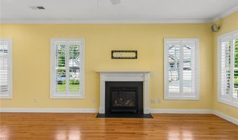 221 Wickford Ct 221, North Kingstown, RI 02852