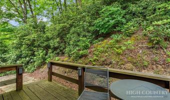 30 Creekside Dr A, Banner Elk, NC 28604