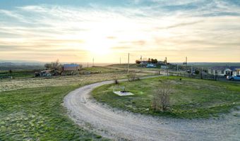 2 Cameo Rd, Douglas, WY 82633