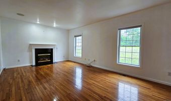 48 Meadow Brook Rd, Brookfield, CT 06804