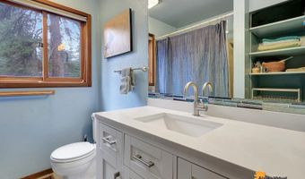 17520 Snow Crest Ln, Anchorage, AK 99516