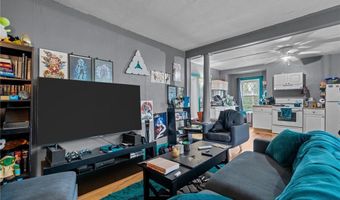 49 Arnold St, East Providence, RI 02915