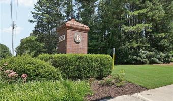 1496 Fallsbrook Ct NW, Acworth, GA 30101