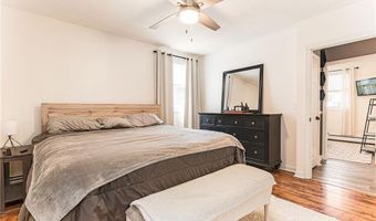 42 Seminole Trl, Cranston, RI 02921