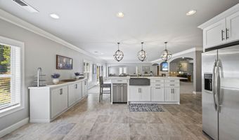 1005 Renfroe Lk, Auburn, GA 30011