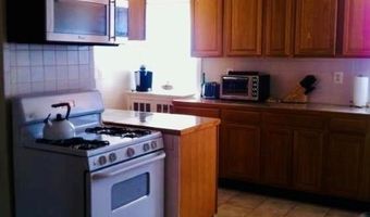 122 Market St, Warren, RI 02885