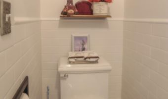 11 Durham St, Belfast, ME 04915