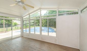 33 Huntsville Rd, Andover, NJ 07860