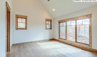 37 Tioga Trl, Banner Elk, NC 28604