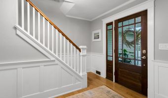 19 Stanley Ln, Middletown, NJ 07748