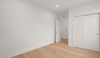1121 POLARIS Rd, Potomac, MD 20854