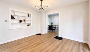 416 W 7th St, Auburn, IN 46706