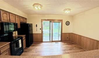 360 Muegel Rd, Amherst, NY 14051
