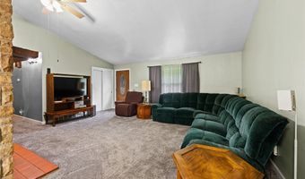 3350 Black Oak Ln, Austintown, OH 44511