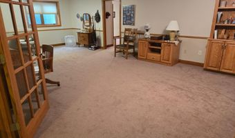 1405 26th St SW, Austin, MN 55912
