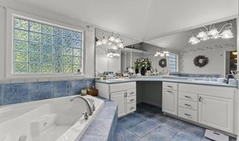 15 LN 335 Lake James Ln, Angola, IN 46703