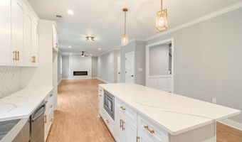 450 Fremont Ave, Bayville, NJ 08721