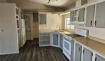 954 Roadrunner Dr, Bullhead City, AZ 86442
