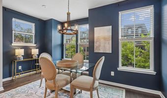 43498 APPLE ORCHARD Sq, Ashburn, VA 20148