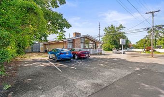 100 Longboat Ave, Beachwood, NJ 08722