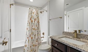 43392 WHITEHEAD Ter, Ashburn, VA 20148