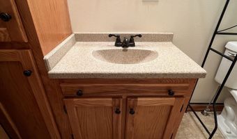 125 E Main St, Agency, IA 52530