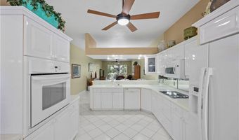 2415 Hidden Lake Dr 4803, Naples, FL 34112