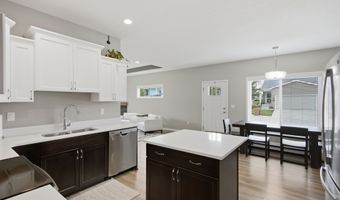 1458 Primrose Dr SE, Altoona, IA 50009
