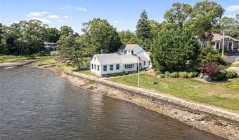 166 New Meadow Rd, Barrington, RI 02806
