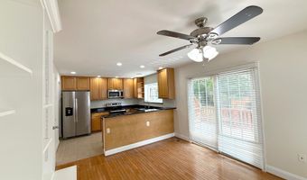 2438 S WALTER REED Dr S E, Arlington, VA 22206