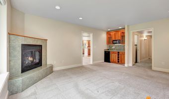 627 Orchid Cir, Anchorage, AK 99515