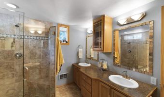 108 Gardner Pl, Cascade, ID 83611